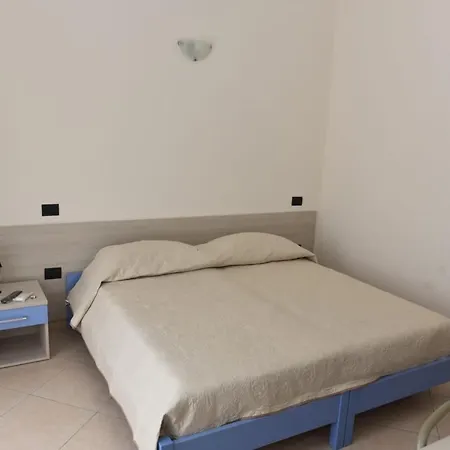 Chiara Bed & Breakfast *