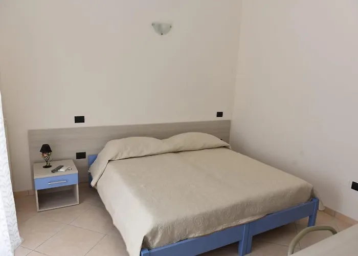 Chiara Bed & Breakfast *